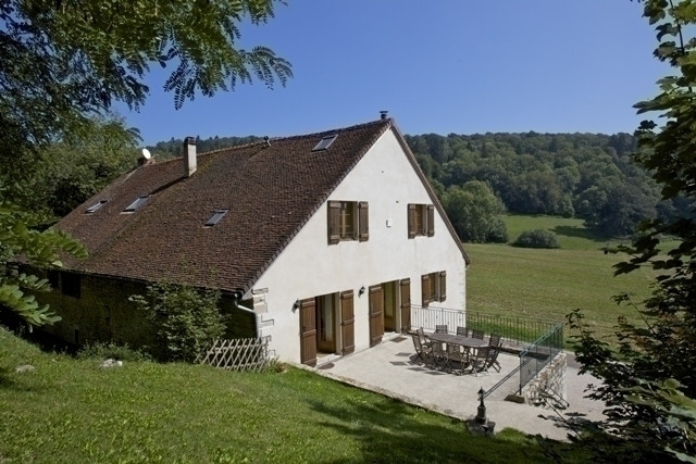 photo 0