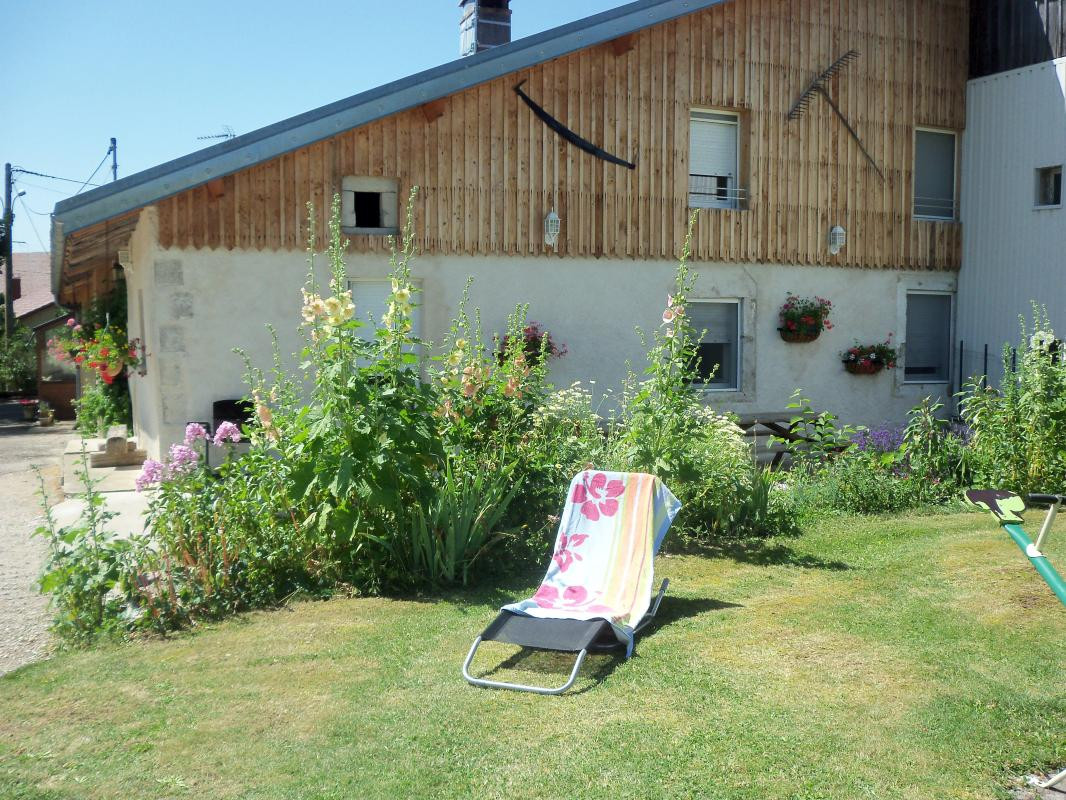 photo 0
