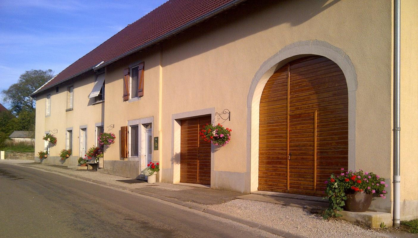 photo 0