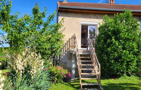 G&icirc;te n&deg;G2579 Mouchard - Jura - photo