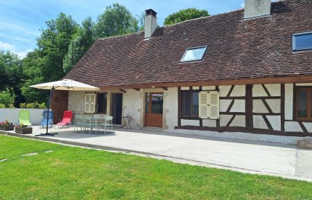 G&icirc;te n&deg;G2677 Larnaud - Jura - photo