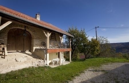 G&icirc;te n&deg;G1258 Rogna - Jura - photo