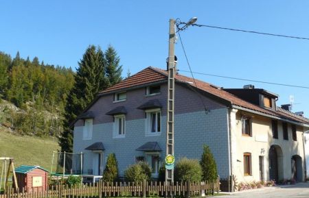 G&icirc;te n&deg;G2700 Les Rousses - Jura - photo