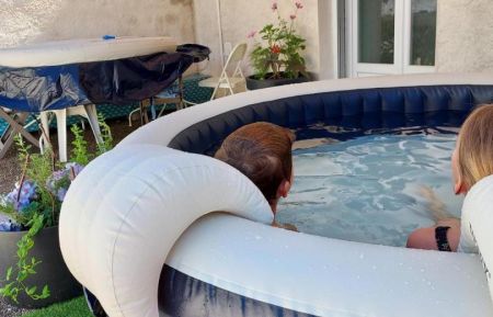 G&icirc;te n&deg;G2412 Frasne-les-Meuli&egrave;res - Jura - LE SPA BIEN-ETRE  POUR DECOMPRESSER, CHILIENNES POUR LA SIESTE ET ESPACE REPAS BBQ . SPA EN juillet aout 