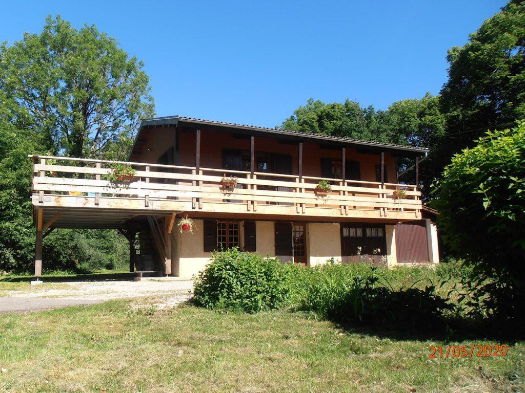 photo 0