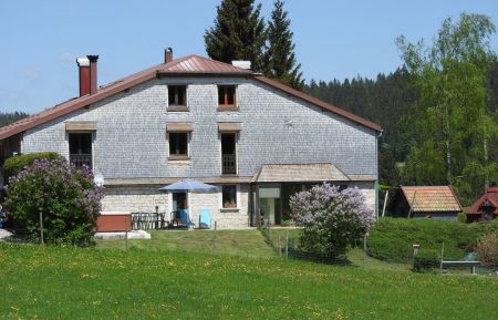 Terrasse calme garanti avec vue sur la nature Gîte n°G2022 Lamoura - Jura - Terrasse calme garanti avec vue sur la nature
