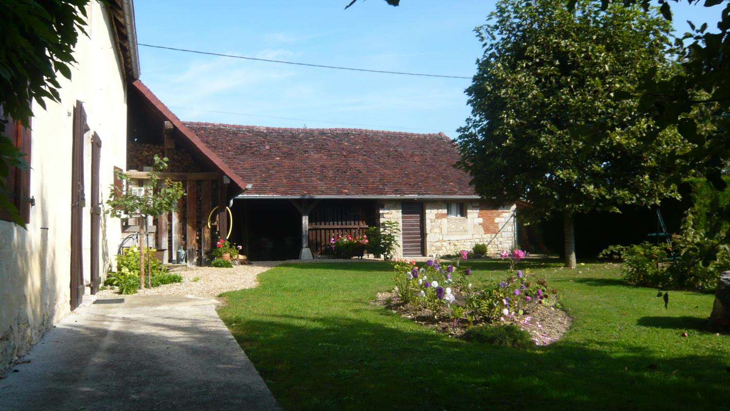 photo 0