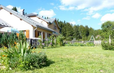 G&icirc;te n&deg;G1697 Lamoura - Jura - photoEte